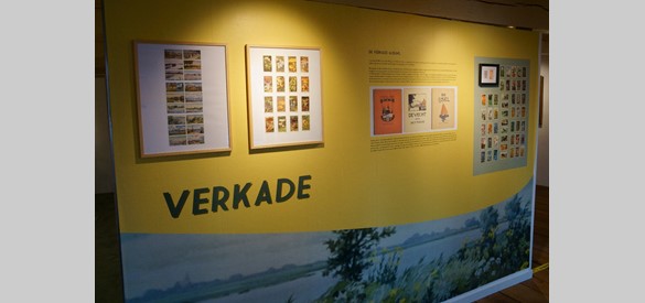 Aandacht voor de Verkade-plaatjes in de Jan Voerman junior-zaal.