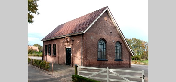 Het kerkje in Driedorp dat is gesticht door Cornelia Maria barones van Hangest d’Yvoy.