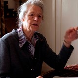 Mevrouw van Westrenen in haar keuken ©