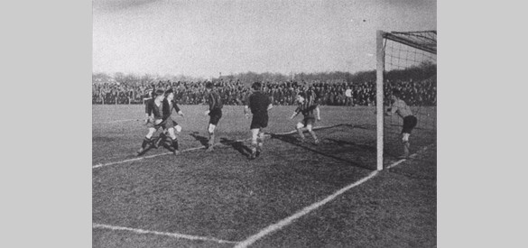 De wedstrijden N.E.C.-Quick werden tot na 1945 gezien als duels om de Nijmeegse eer.