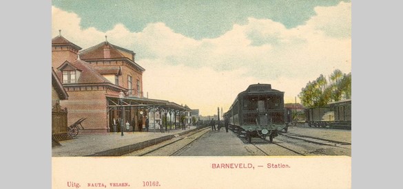Passagiers en personeel gingen op de foto bij station Barneveld-Dorp