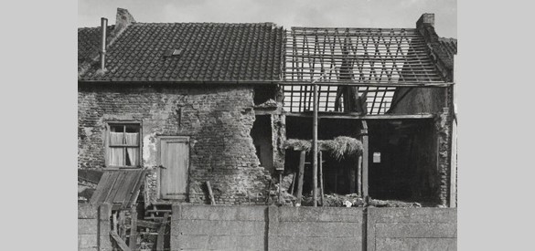 Achtergevel muurhuizen voor de restauratie 1965. Collectie Regionaal Archief Rivierenland, Tiel