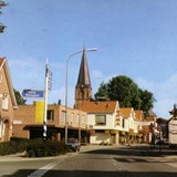 Hoofdstraat in Epe in 1977 (Bron: Prentenbriefkaarten-verzamelaar)
