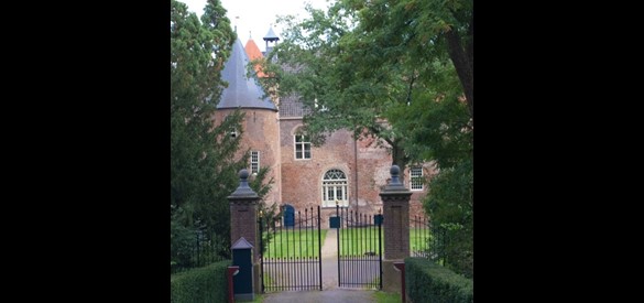 Ingang Kasteel Nederhemert
