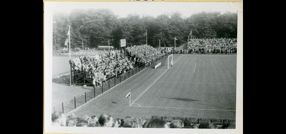 Opening wedstrijd Vitesse-Feijenoord, 03-09-1950
