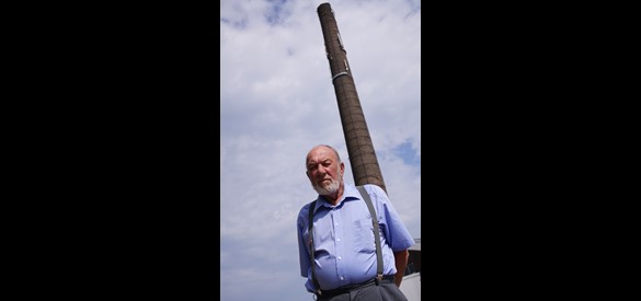 Peter bij de steenfabriek
