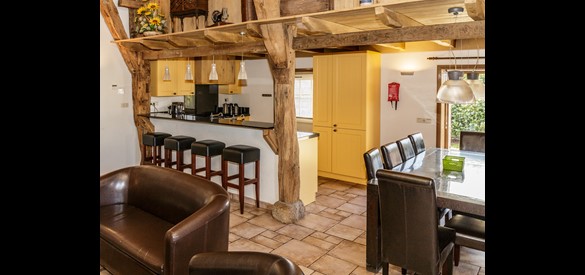 Bar in boerderij Wissink