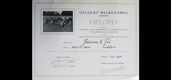 Het melkdiploma van mevrouw Brusse-Til.