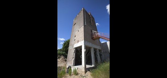 De silo van de voormalige maalderij van Boeijink