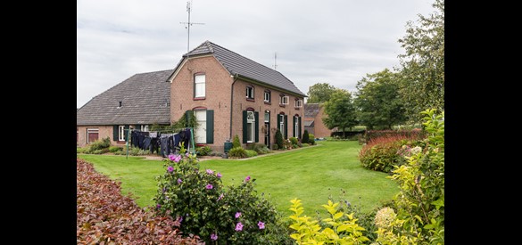 De boerderij van dhr. Eelderink