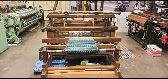 In de MuseumFabriek ontdek je alles over de productie van stoffen, van het spinnen van draden tot het weven van de mooiste creaties.