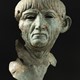 Bronzen portretkop van Trajanus, eind 1ste eeuw n.Chr., gevonden vlakbij Xanten. © Collectie Valkhof Museum, bruikleen RCE, publiek domein.