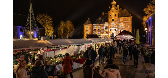 Kasteel Cannenburch tijdens de kerstfair in 2023.