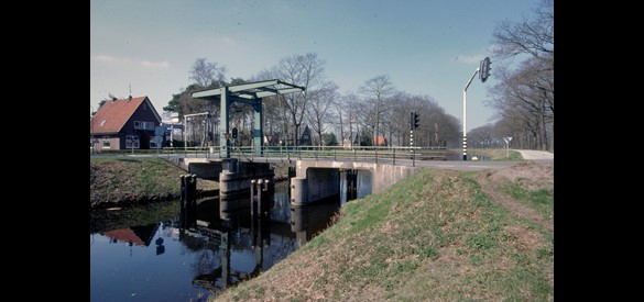 Hallse brug over het Apeldoorns Kanaal, 1996.