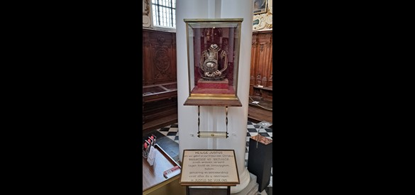 Het reliek van Sint-Justus. Met dank aan de Sint-Carolus Borromeuskerk, Antwerpen.