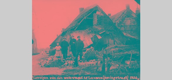 Gevolgen van de dijkdoorbraak van 31 december 1925 in Leeuwen