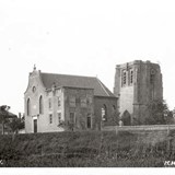 De kerktoren van Acquoy staat 115 cm uit het lood. © Historische Kring West-Betuwe 