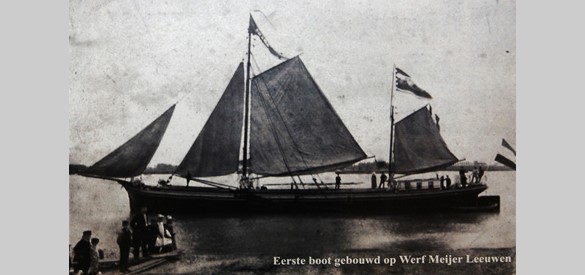 De eerste boot, gebouwd op de werf Meijer
