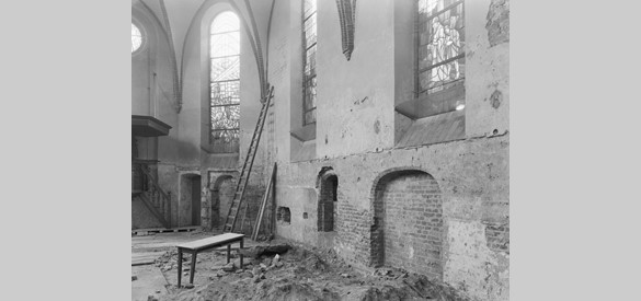 Opgraving Oude Kerk in Diepenveen waarbij het graf van vermoedelijk Johannes Brinckerinck is gevonden.