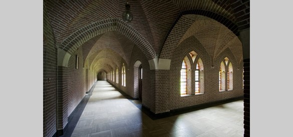 Kloostergang van klooster Diepenveen in 2007.