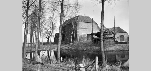 Huis Laag Helbergen, de voormalige havezate (1966)