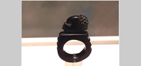 Ring uit de derde eeuw, gevonden in Huissen, Valkhof Museum, Nijmegen.