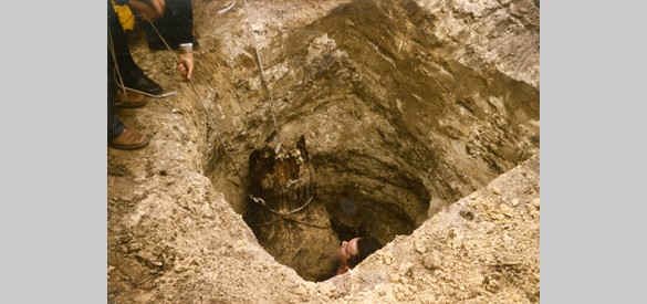 Opgraving waterput in 1983 (II).