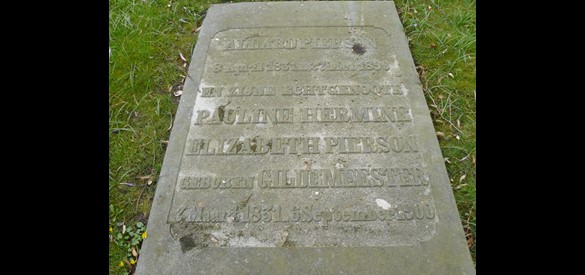 Grafsteen van Allard Pierson, begraafplaats in Zutphen