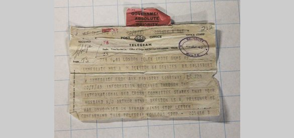 Beeston bericht per telegram uit krijgsgevangenschap