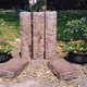 Al in 1984 werd in Rees een monument opgericht ter herdenking van zowel de weggevoerde Joden als de dwangarbeiders in het kamp. © 