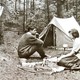 Een shelter en een Primus... © Historisch Genootschap Lochem Laren Barchem CC BY NC SA
