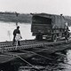Transport op de pontonbrug © De Elf Marken CC BY NC SA