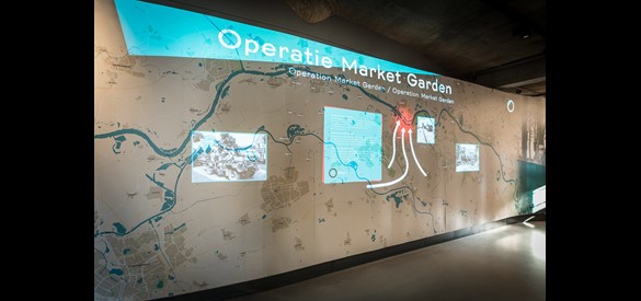 De interactieve belevingswand in het Infocentrum WO2 Nijmegen