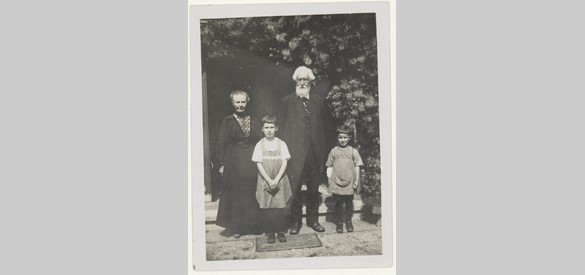 Professor Hugo de Vries en zijn gezin