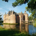 Kasteel Ammersoyen zomerbeeld © GLK, CC-BY-NC