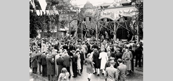 De ‘schuitjes van Saedt’ tijdens het Bevrijdingsfeest van 1948.