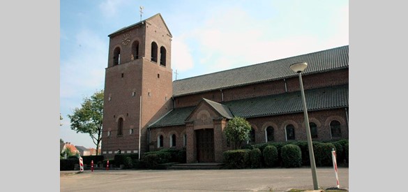 De kerk van de H. Antonius van Padua in Breedeweg (1949).