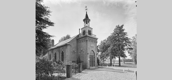 Kerk van Staverden