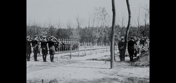 Ehrenfriedhof bij Zypendaal, juni 1942