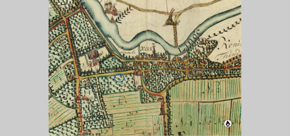 Het plangebied (blauwe cirkel) op een kaart uit 1714. De kenmerkende langgerekte vorm van het stratenpatroon is goed zichtbaar.