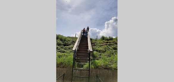 Zicht op de trap bij Fort Pannerden