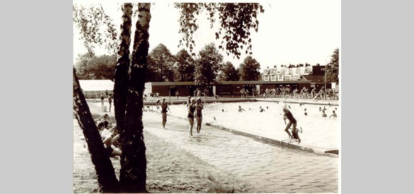 Het ENKA-zwembad in 1966