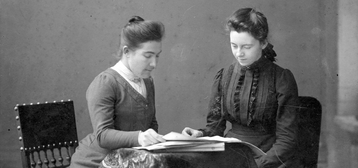 Vrijwilliger Olga Spekman schreef een verhaal over Françoise W.M. barones Bonger-van den Borch van Verwolde (1887-1975), die leefde in een snel veranderende tijd. Lees dit verhaal nu!