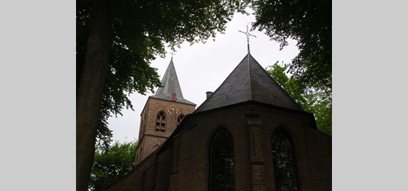 Achterzijde van de Hervormde Kerk van Buurmalsen