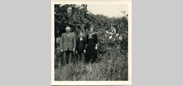 Anton met zijn ouders