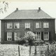 De Grote Sleeburg van de familie Van der Groes met gevelsteen uit 1855 © Werkgroep Historie Worsum