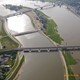 De Spiegelwaal bij Lent, geopend in december 2015, is een bijzondere nevengeul. Bruggen moesten worden verlengd en er ontstond een eiland: Veur-Lent © Johan Roerink CC-BY, Beeldbank Rijkswaterstaat.