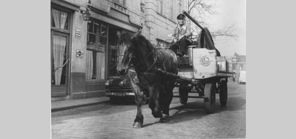 Paard en wagen in Arnhem.jpg