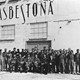 Fabriekspersoneel Asbestona 1950-1960 © Collectie Gelderland