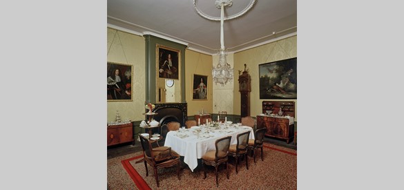 De eetkamer van kasteel Rosendael.